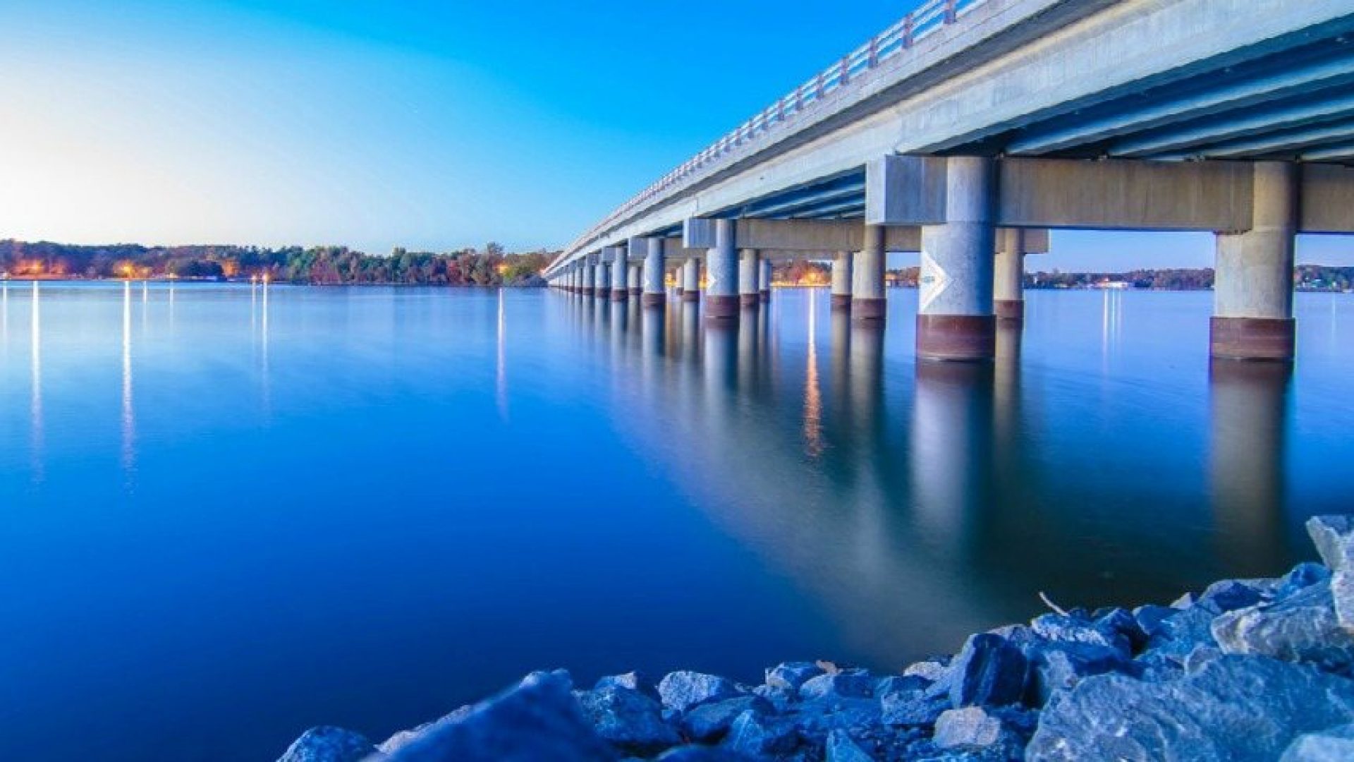 Bridge over Lake Wylie