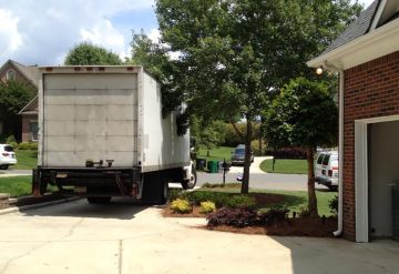 3 signs of a bad moving company