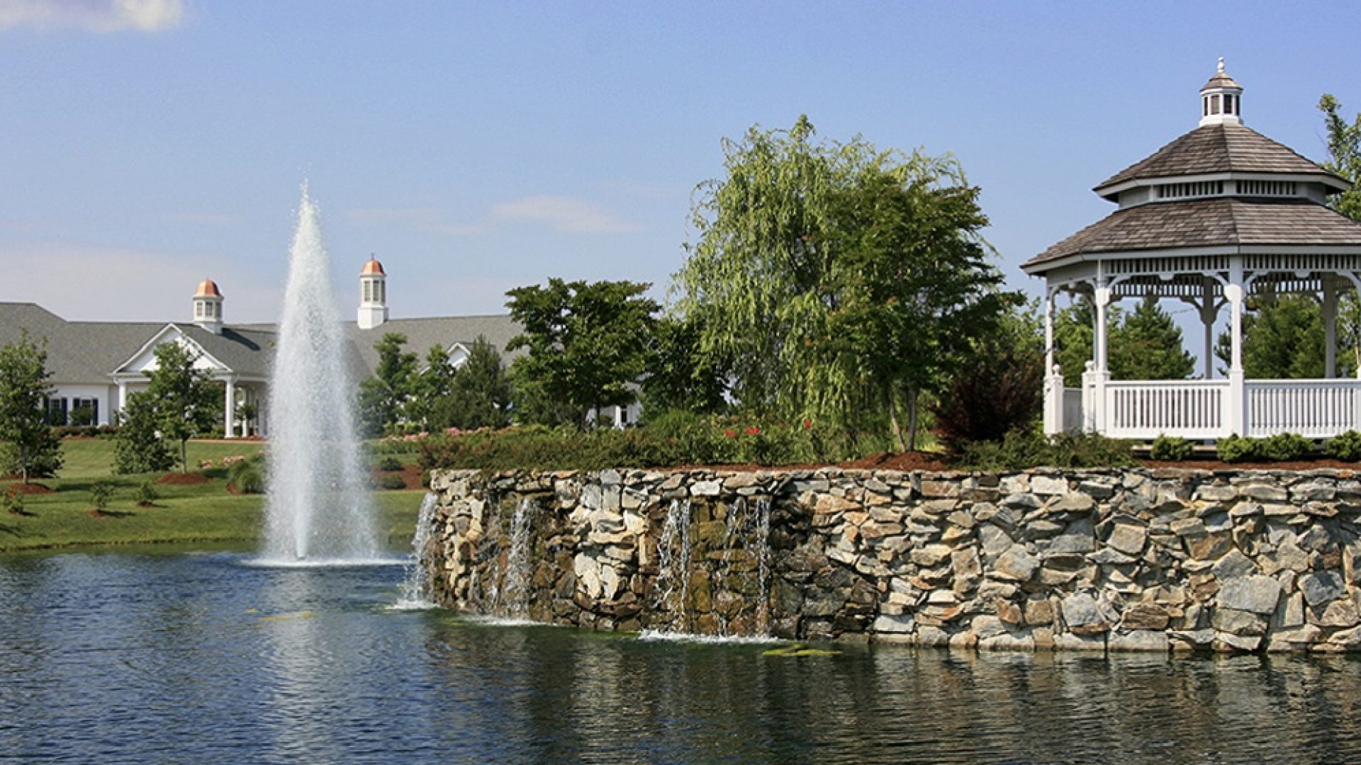 Entrance Fountain and Clubhouse