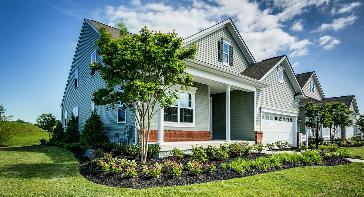 Movein ready homes, golf course homes at Plantation Lakes, DE Lennar