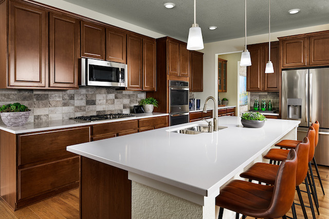 Lennar Willow Bend community kitchen