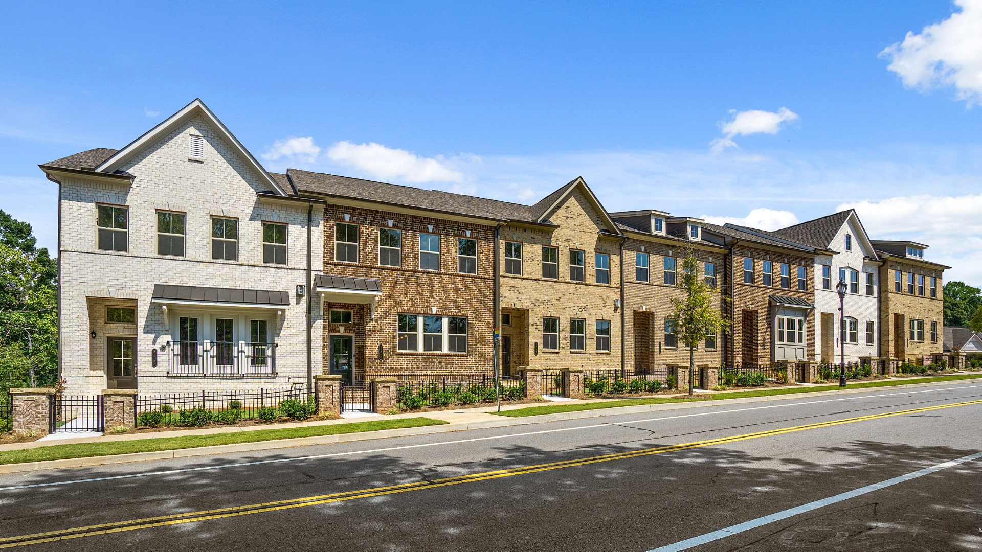 Enjoy Sophisticated Metropolitan Living at Dunwoody Village Lennar