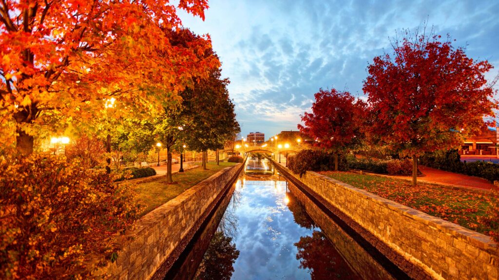 Downtown Frederick Fall Foliage | Lennar MD & PA