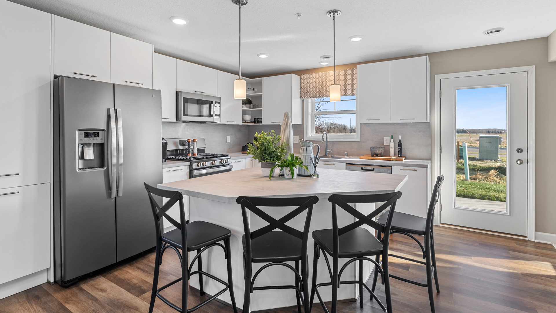 Lennar at Lynwood kitchen design