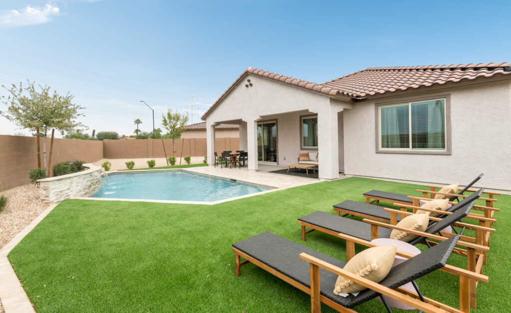 Lennar backyard with pool and nice lawn