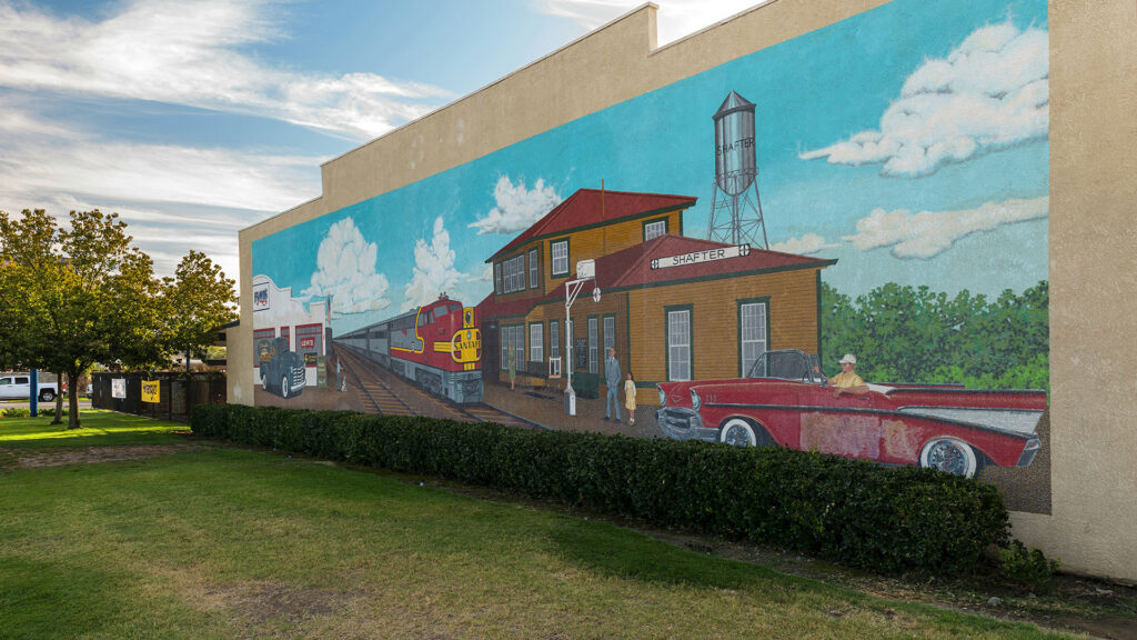 Central Valley Shafter mural