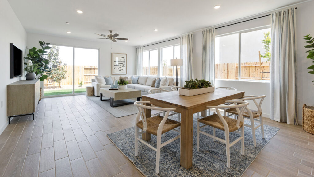 Lennar Choral Fox Meadow dining room