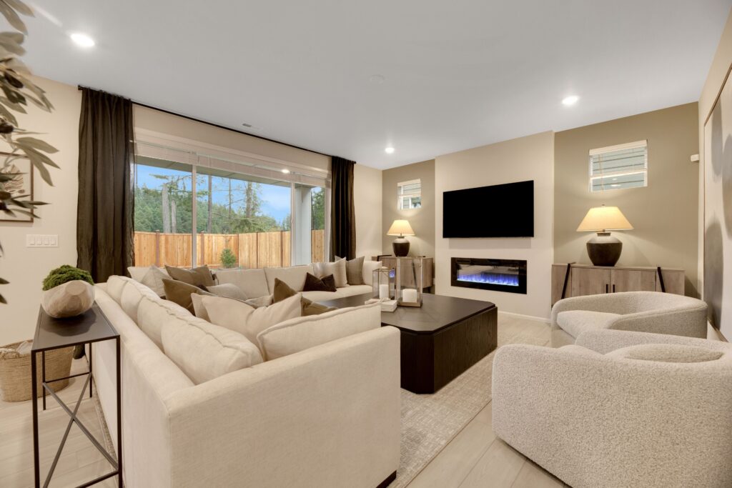 Lennar Bexley Ridge living room