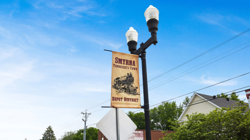 Smyrna Downtown sign