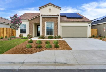 Exterior shot of the Arroyo floorplan from the Solana Collection at Fox Meadow community