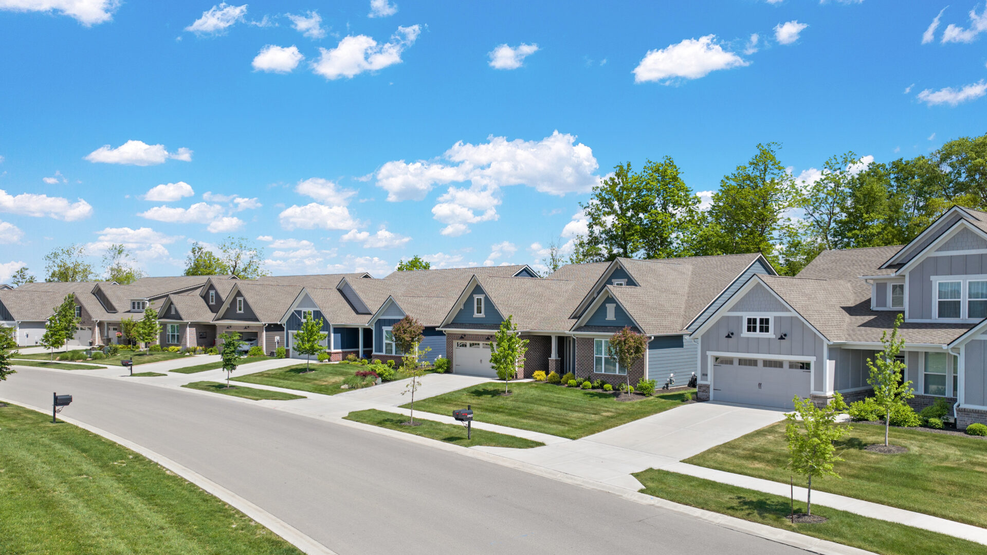 Aerial streetscape of Osborne Trails community