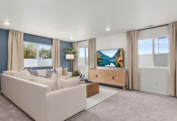 Lennar Blue Spruce Meadows living room