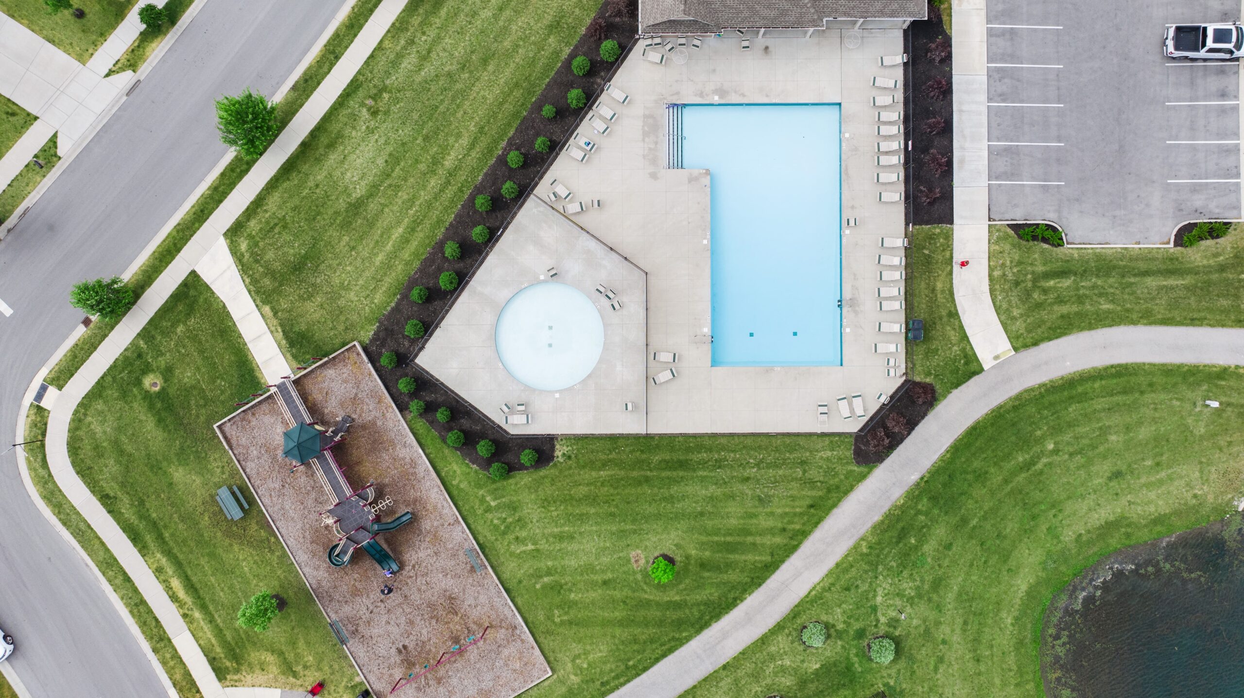 Loudoun Place Amenity Pool