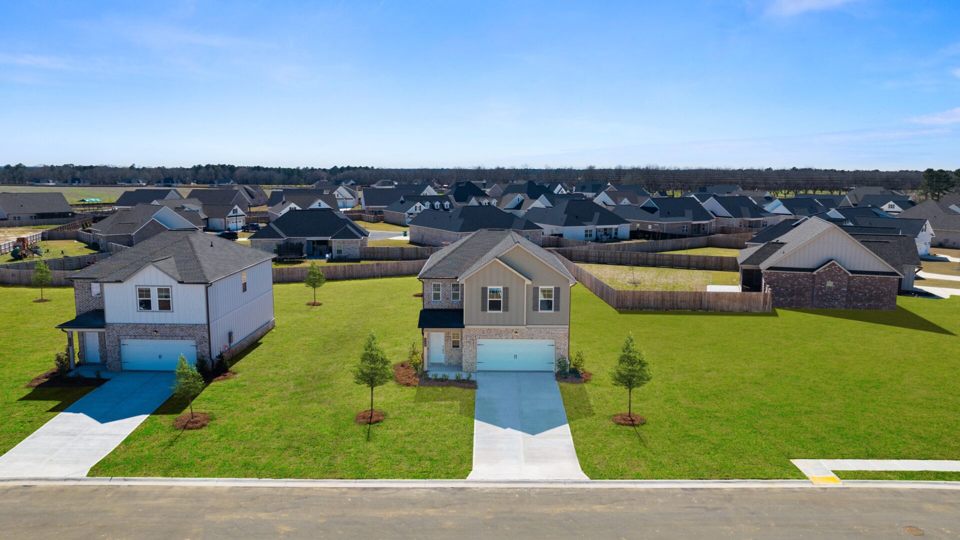 Planters Ridge Streetscape