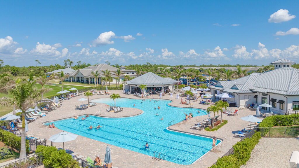 Lennar Southwest Florida clubhouse pool