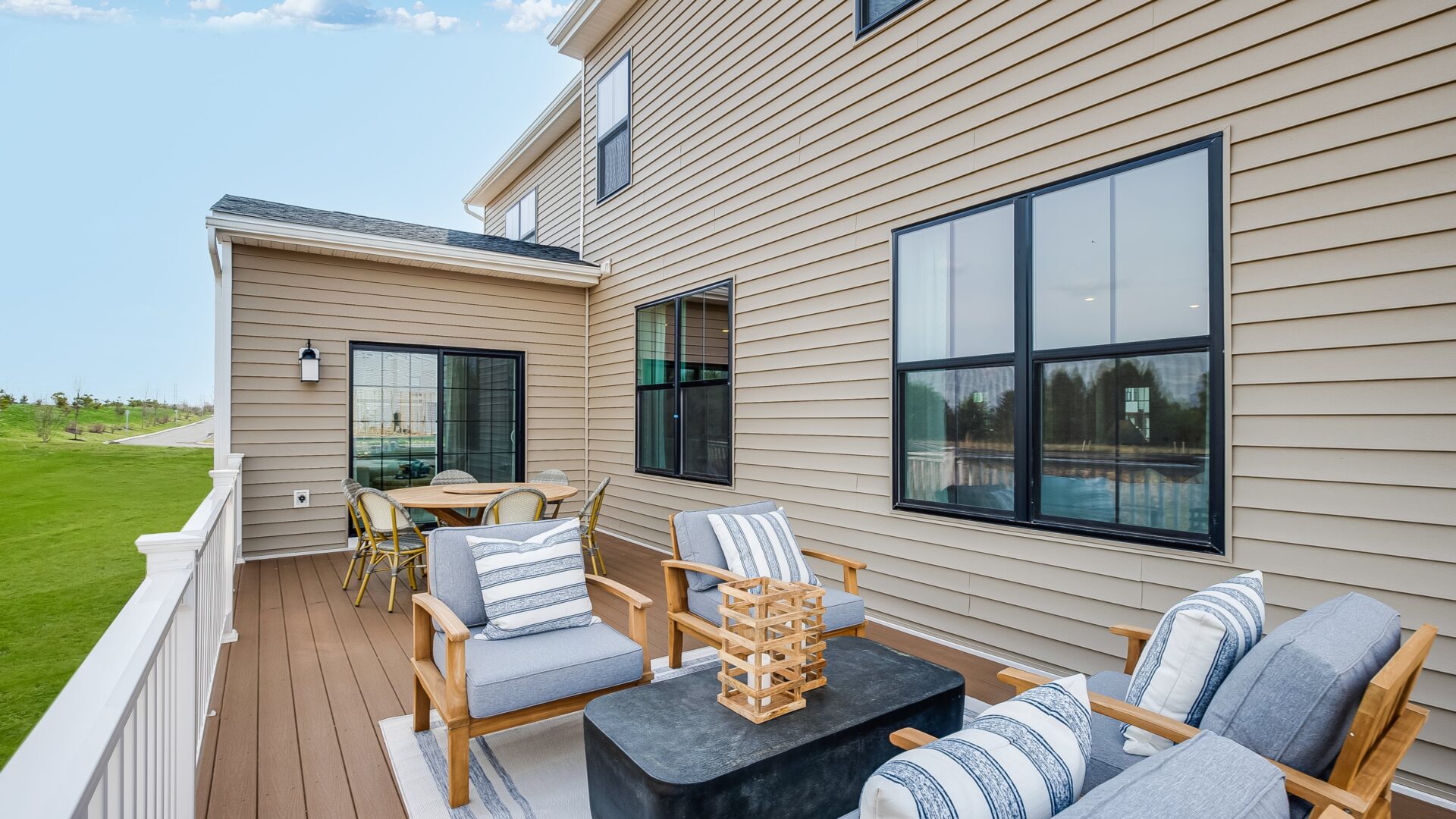 Lafayette outdoor deck