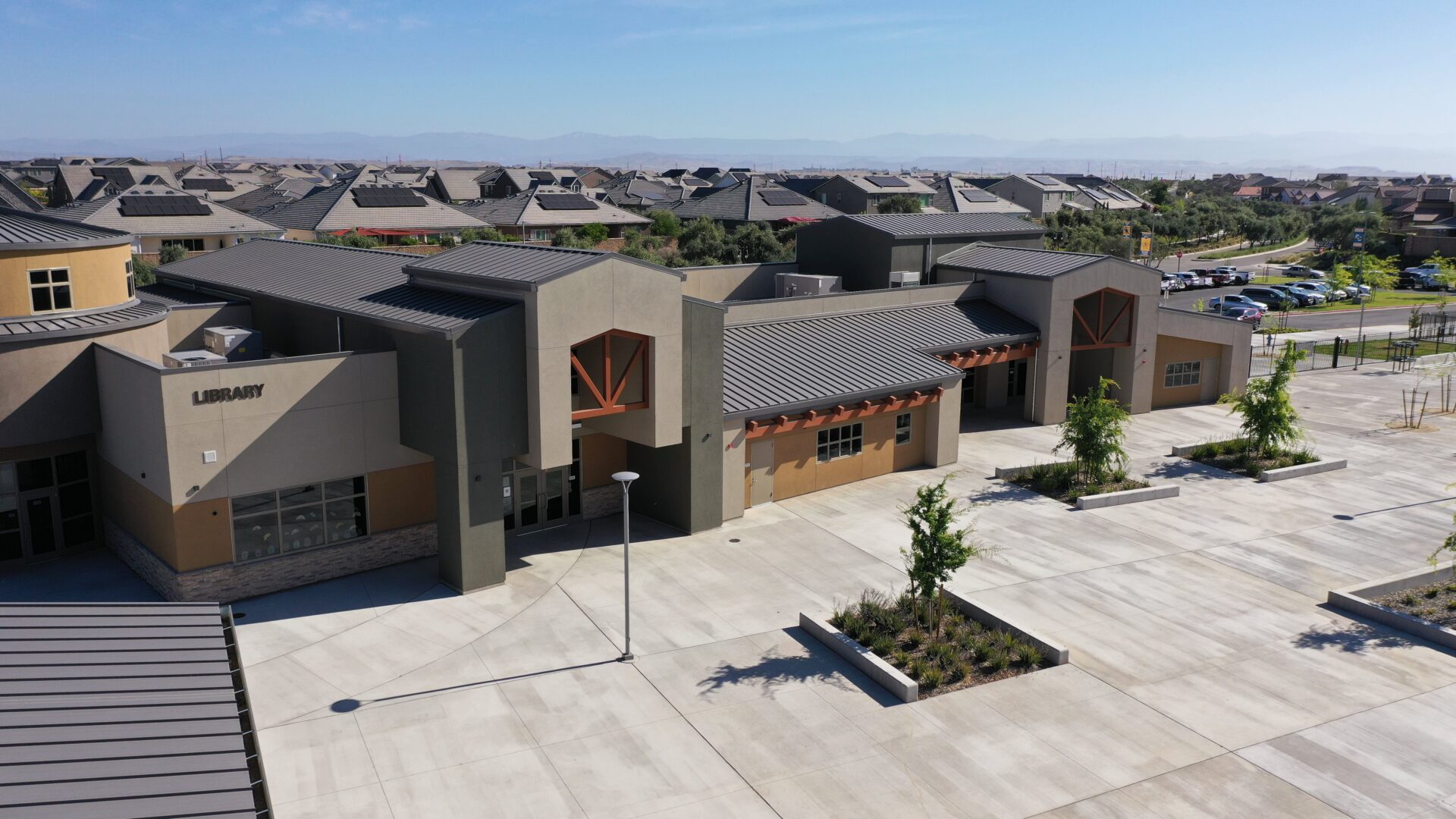 Stone Creek Elementary exterior