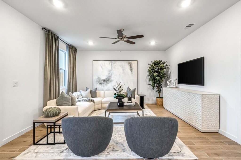 Encanto Kipling great room