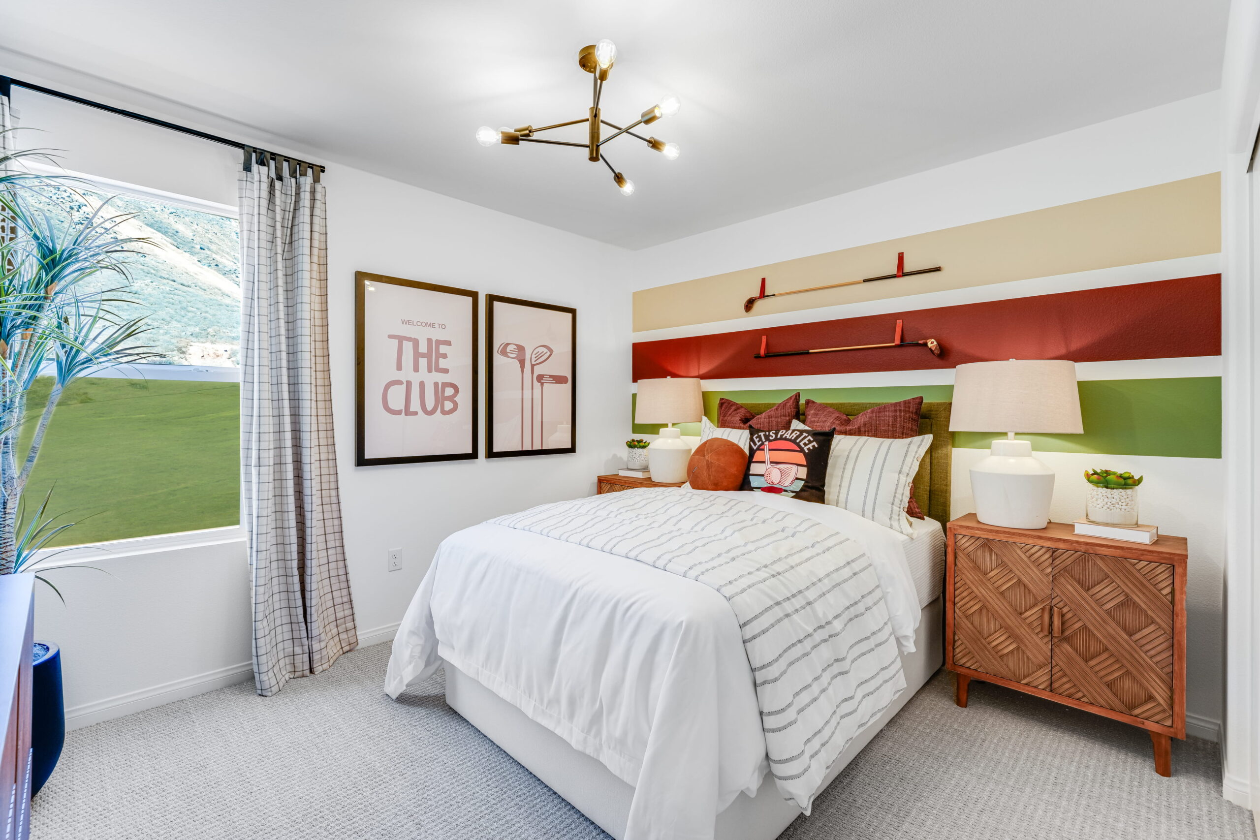 Overlook at Emerald Ridge bedroom