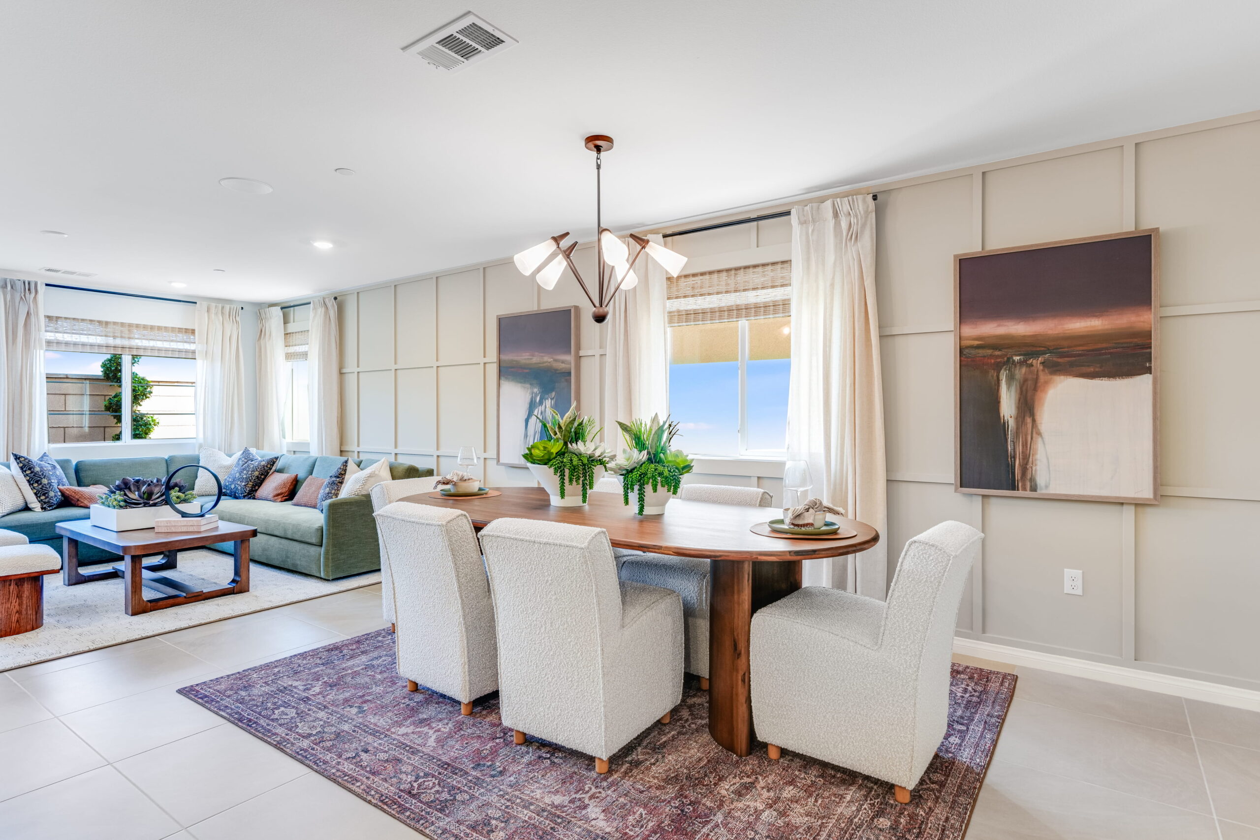 Overlook at Emerald Ridge dining room