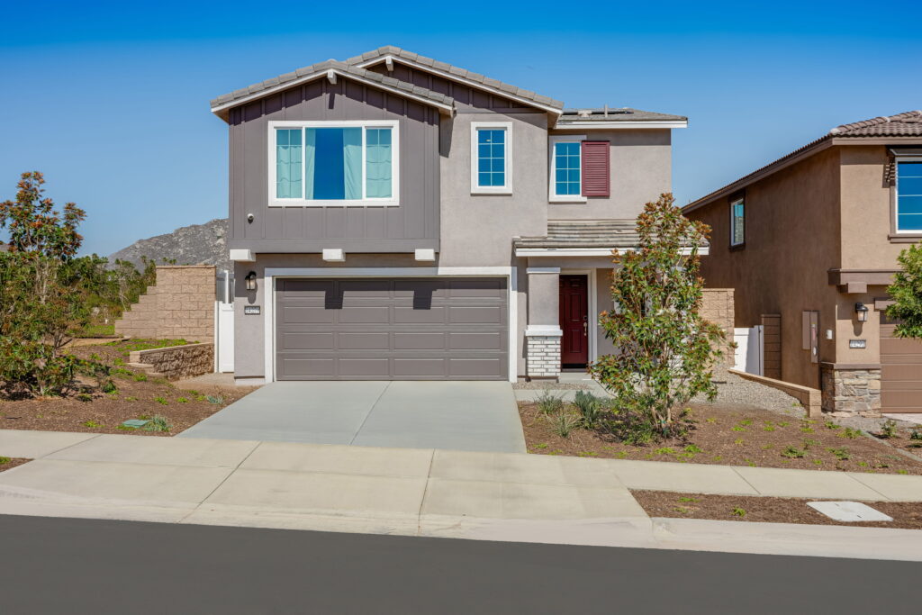 Overlook at Emerald Ridge exterior