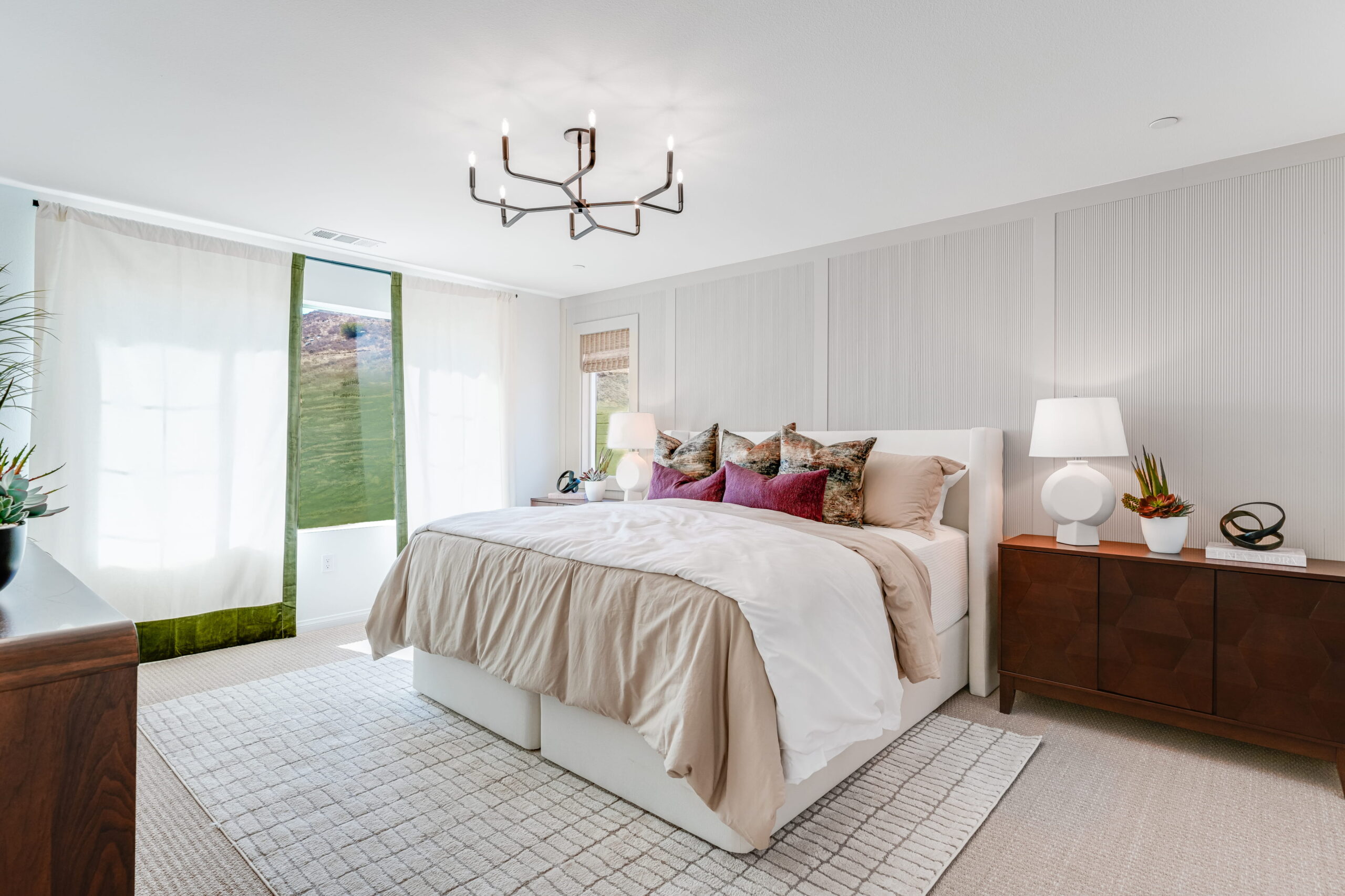 Overlook at Emerald Ridge bedroom