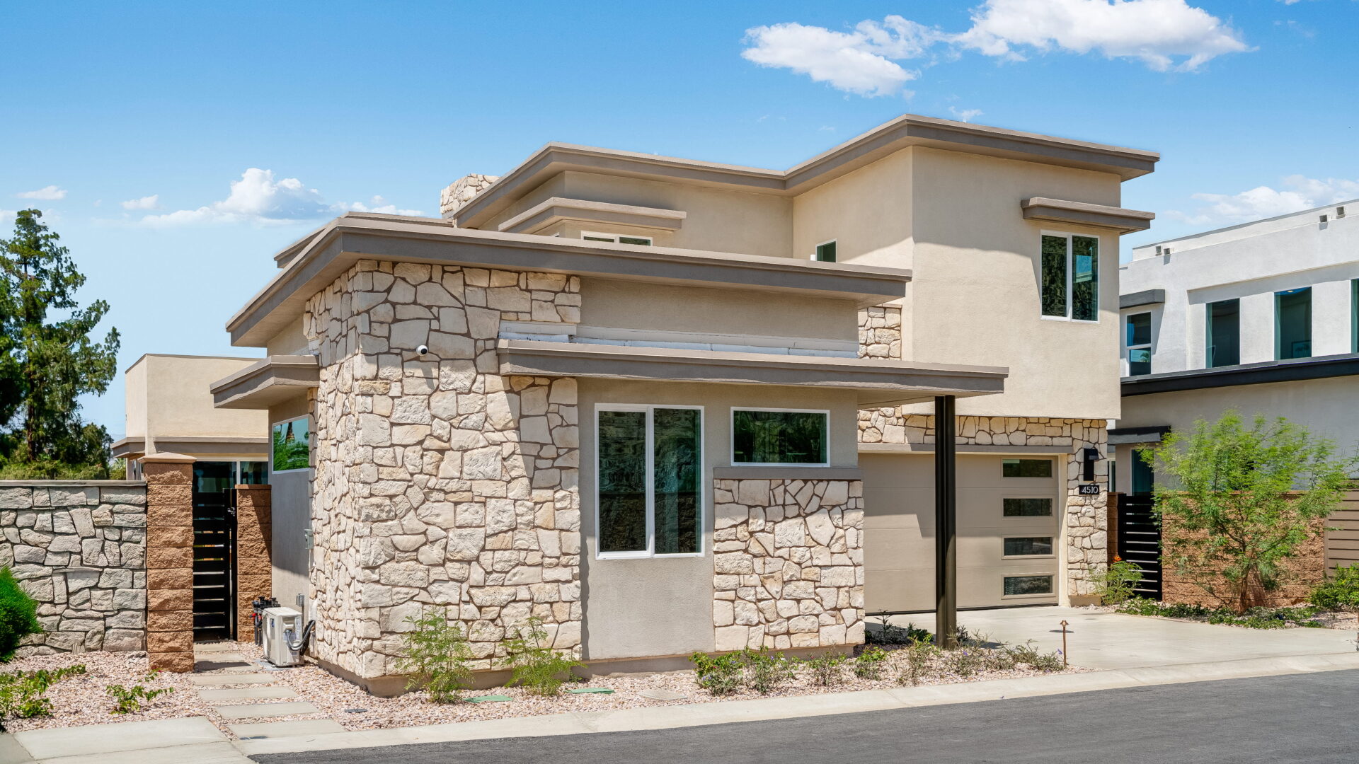 Canyon View Exterior