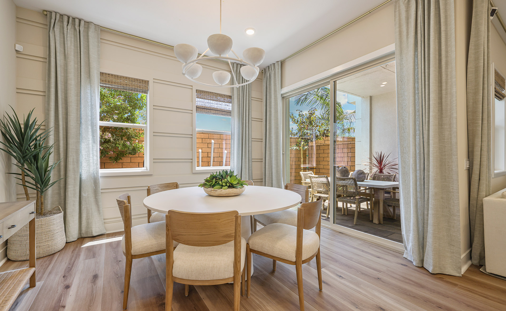 Ridgeview Metro Heights Dining