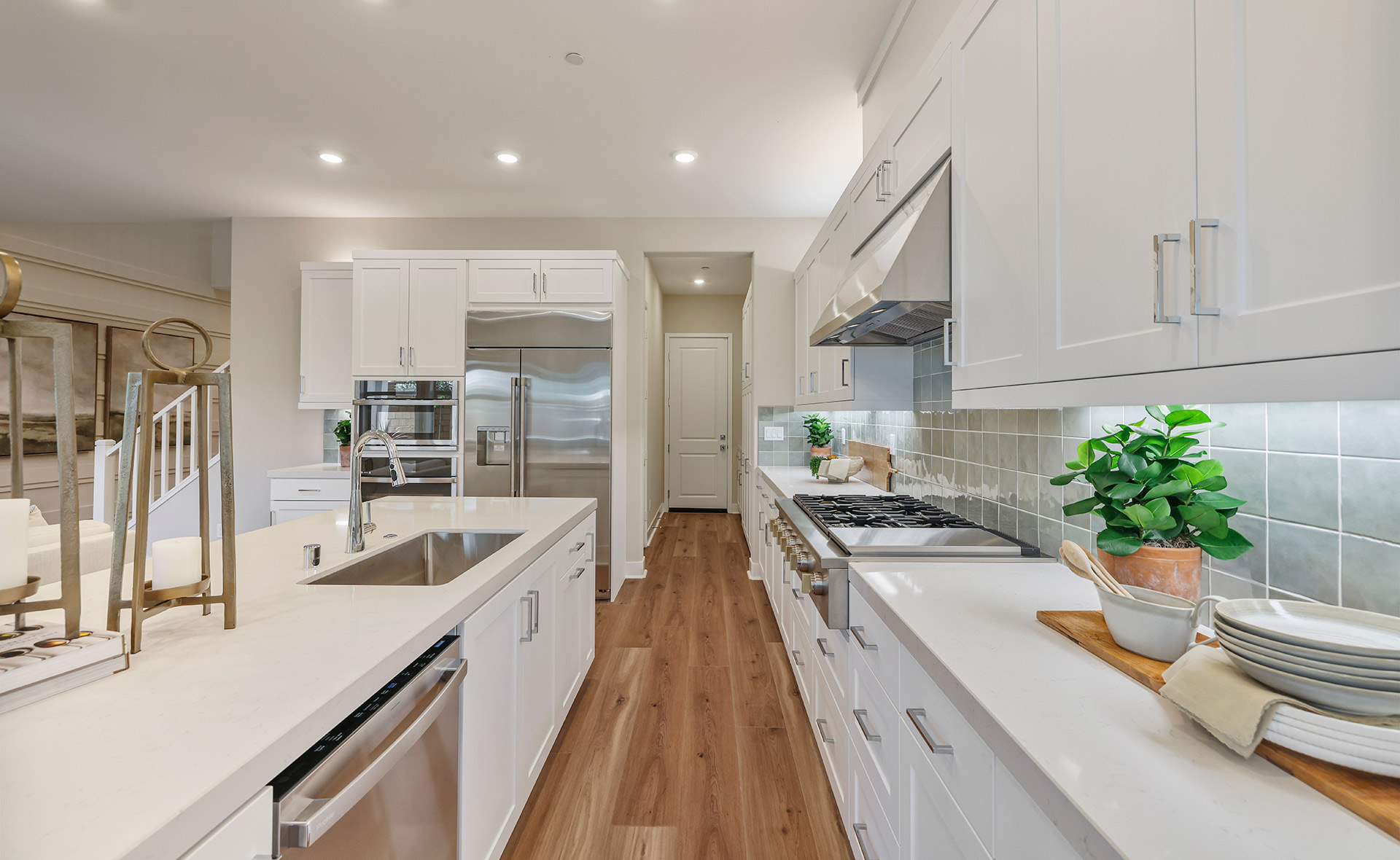 Ridgeview Metro Heights Kitchen