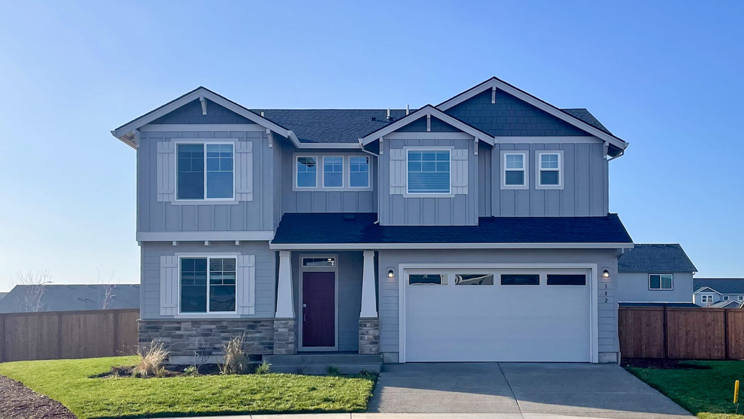 Brandis Estates Arlington exterior